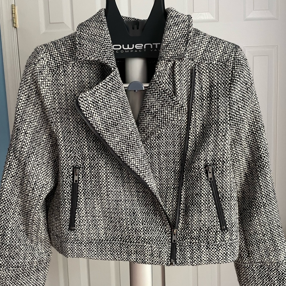 South Moon Under jacket size L. Used once.